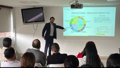 Capacitación a funcionarios de la Lotería de Bogotá