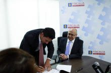 Superintendencia Financiera y Fiscalía General de la Nación firman convenio interadministrativo - Julio 02 de 2015