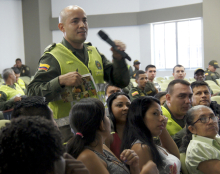 XV jornada de la campaña de prevención de la captación ilegal "De eso tan bueno no dan tanto" en Cali - Abril 07 de 2016