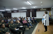 XVI jornada de la campaña de prevención de la captación ilegal "De eso tan bueno no dan tanto" en Medellín - Abril 22 de 2016