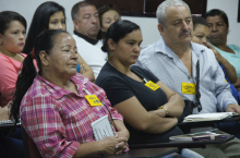 XVI jornada de la campaña de prevención de la captación ilegal "De eso tan bueno no dan tanto" en Medellín - Abril 22 de 2016