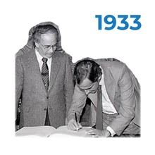 1933