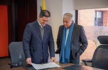 La Superintendencia Financiera de Colombia y el AMV firman memorando de entendimiento para fortalecer su cooperación institucional - Abril 29 de 2026