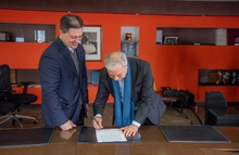 La Superintendencia Financiera de Colombia y el AMV firman memorando de entendimiento para fortalecer su cooperación institucional - Abril 29 de 2026